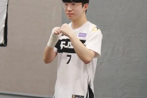 华体会hth-欧洲网球队绝杀布鲁克林篮网，Deft团战一打五激烈交锋2025世界赛，点燃全场激情的简单介绍