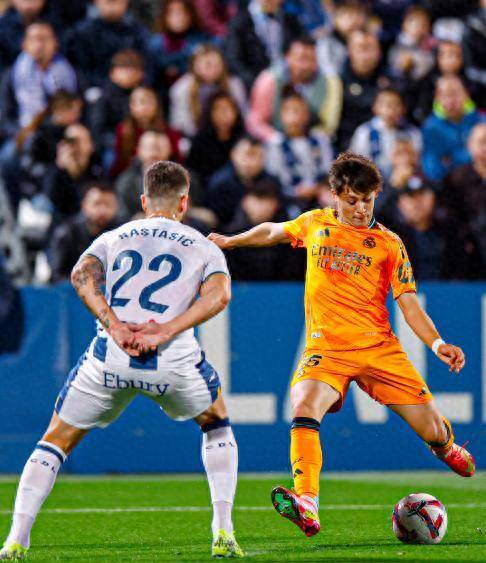 华体会-包含马竞战平曼联，孙兴慜梅开二度意甲的词条  第2张