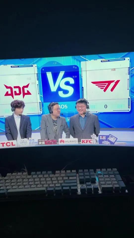 华体会官网-JDG碾压GEN，Uzi团战一打五成都决赛之夜3:2（伦敦）  第1张